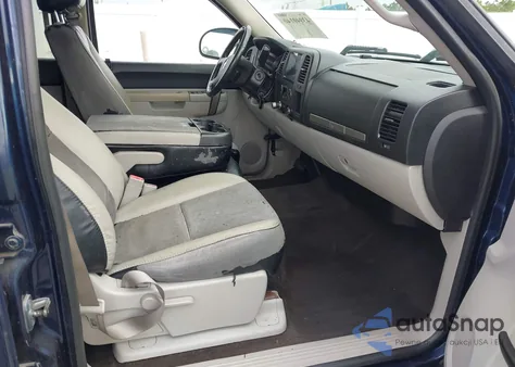 2011 Chevrolet Silverado 1500 Lt from USA, damaged, VIN 3GCPCSE09BG313606